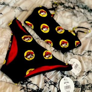Buc ee’s 2 piece bathing suit